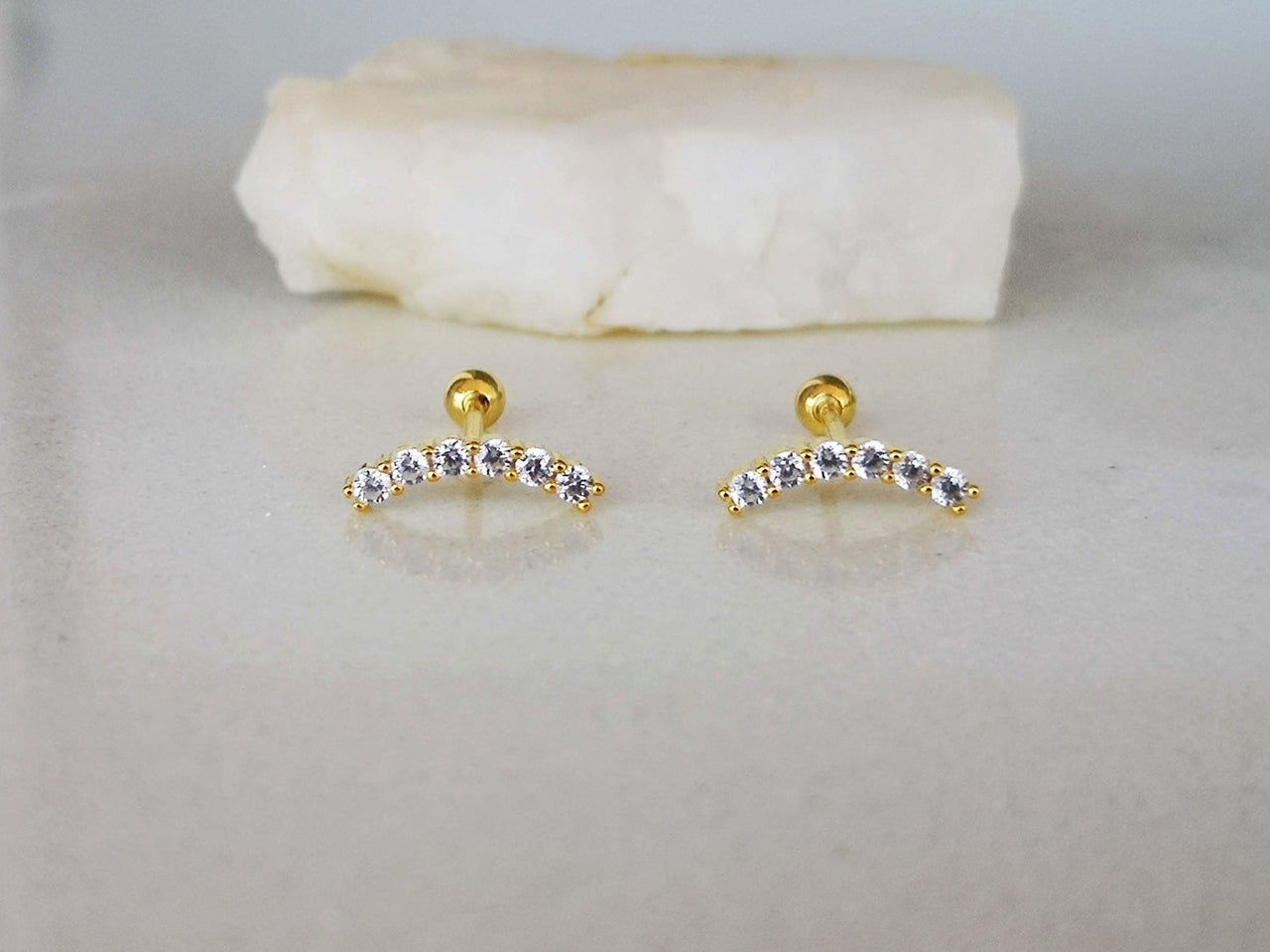 Glam Curved Crystal Cartilage Earrings