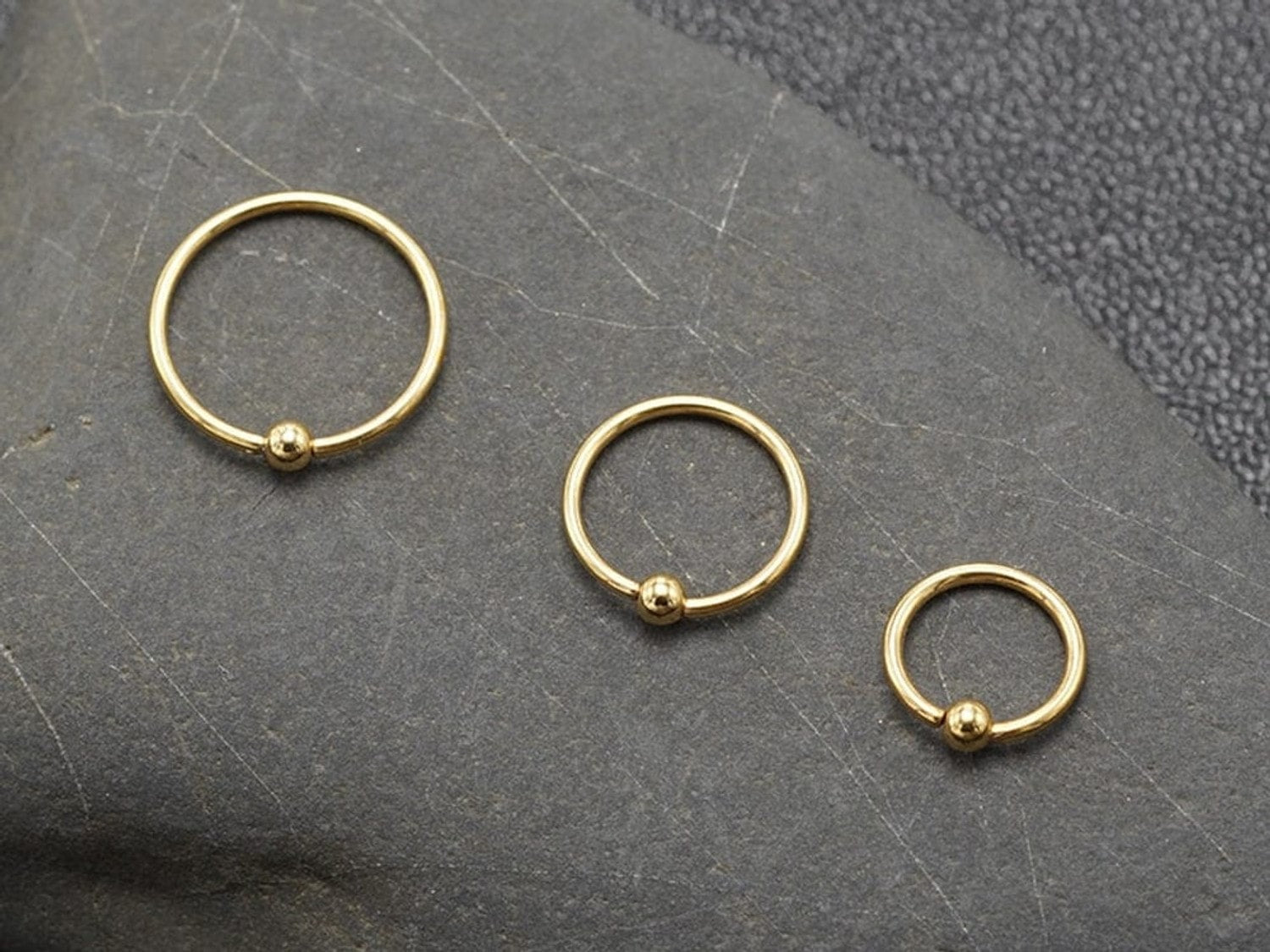 Gold Classic Captive Bead Ring