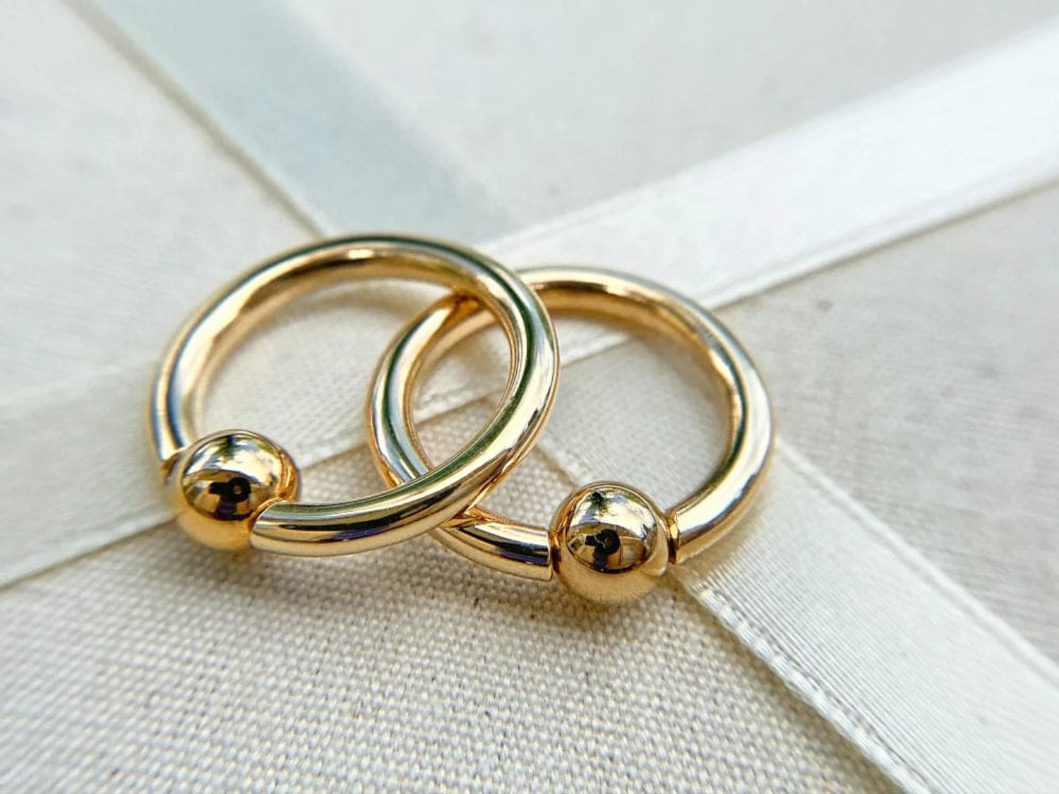 Gold Classic Captive Bead Ring