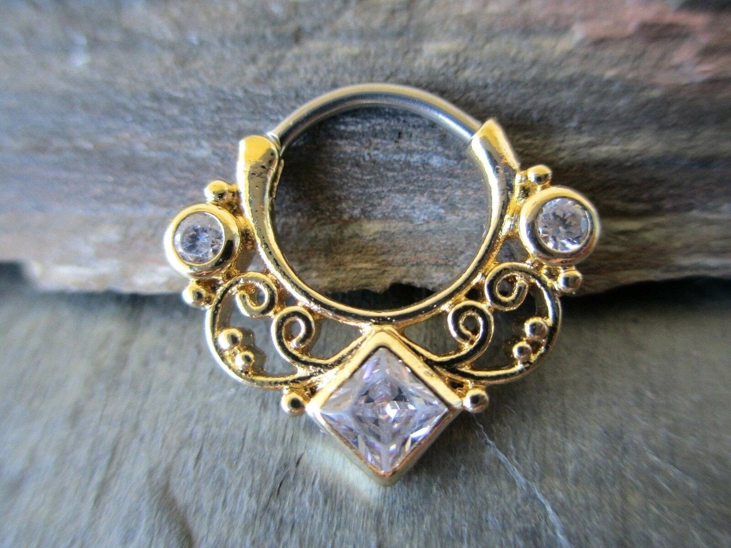 Gold Lace Swirl Statement Septum Clicker Ring